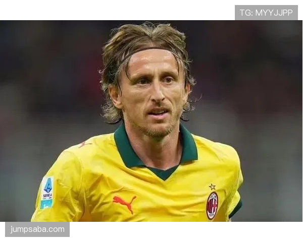 德布劳内与莫德里奇对比：现代中场全面性谁更强